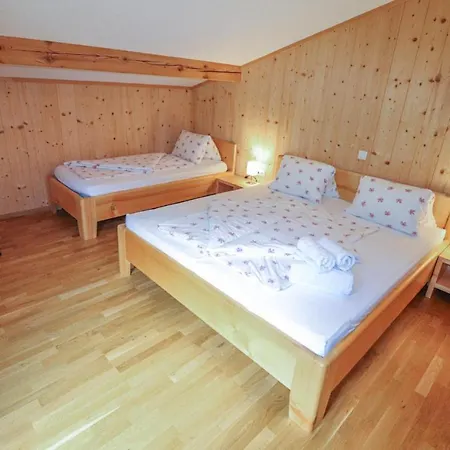 In Διαμέρισμα